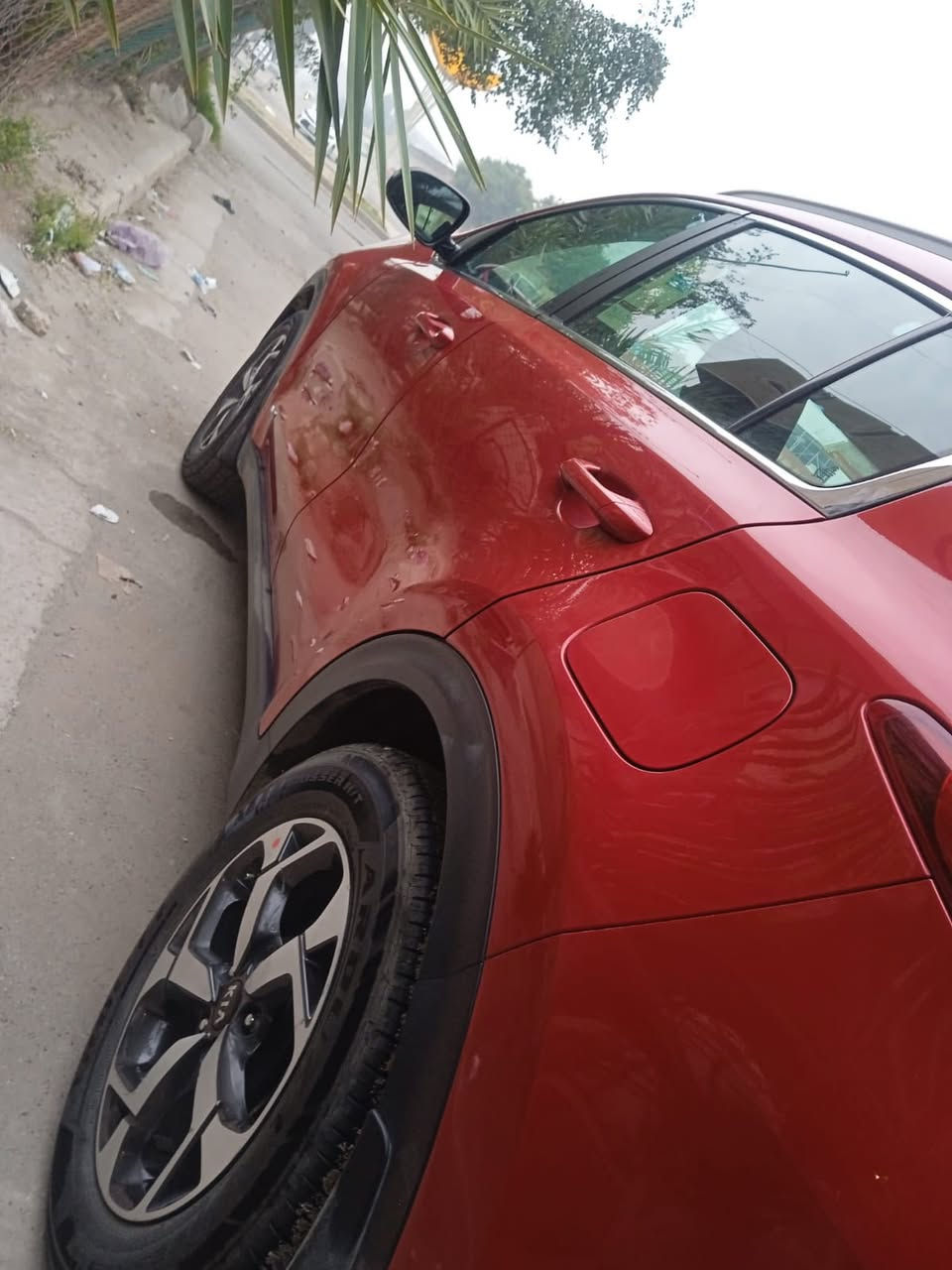 سبورتج خليجي ( الكويت ) ٢٠١٩
بيها شبر بالباب الخلفي راجع بارد بدون صبغ الباقي كفاله محرك كير مكفولات السياره ماشيه ٩٠ الف كيلو حقيقي قابل للزياده 

محرك ٢٤٠٠ gdi دفع رباعي 

هزة ورقم سنوية جديد 

كشنات جلد 

حساس كامرا خلفيه 

قطعتين تبريد 

تحكم ستيرن كامل 

وبعد بيها مواصفات 

السعر ١٨٠ 

***********
