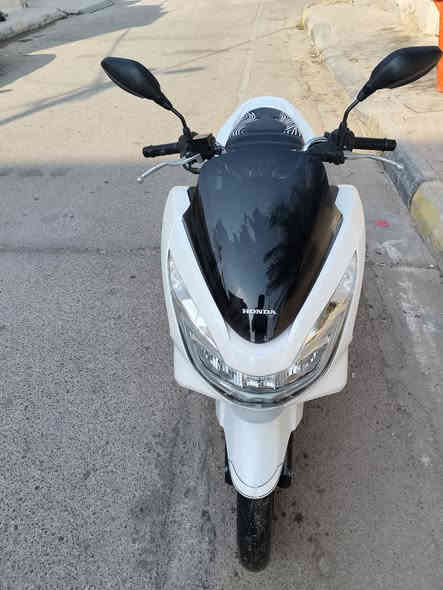 دراجة PCX جيل الثاني ياباني jF موديل 2017 محرك 125 للبيع صار شهر من طلعتها من الرمبه  السعر 24 ورقة
للاستفسار ***********
