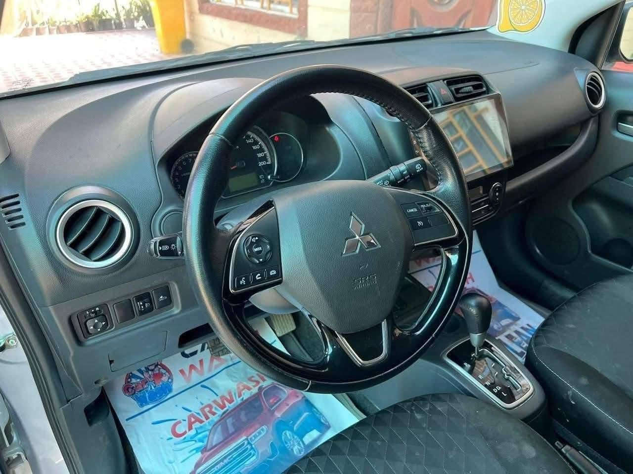 مسيوبوشي ميراج موديل ٢٢ للبيع
رقم بابل باسمي تحويل مباشر 
ستيرن تحكم جهتين
مري كهربائي 
رادار امامي وجانبي 
كير اوتماتيك 
جام كهربائي 
مانع تزحلق
شاشه كبيره
الحادث بنيد مبدل وجاملغ بارد
السعر ٨٥ وبيه مجال


**إذا كنت صاحب هذا الإعلان وتريد حذفه لأي سبب، رجاءا أرسل رسالة إلى الدعم الفني**