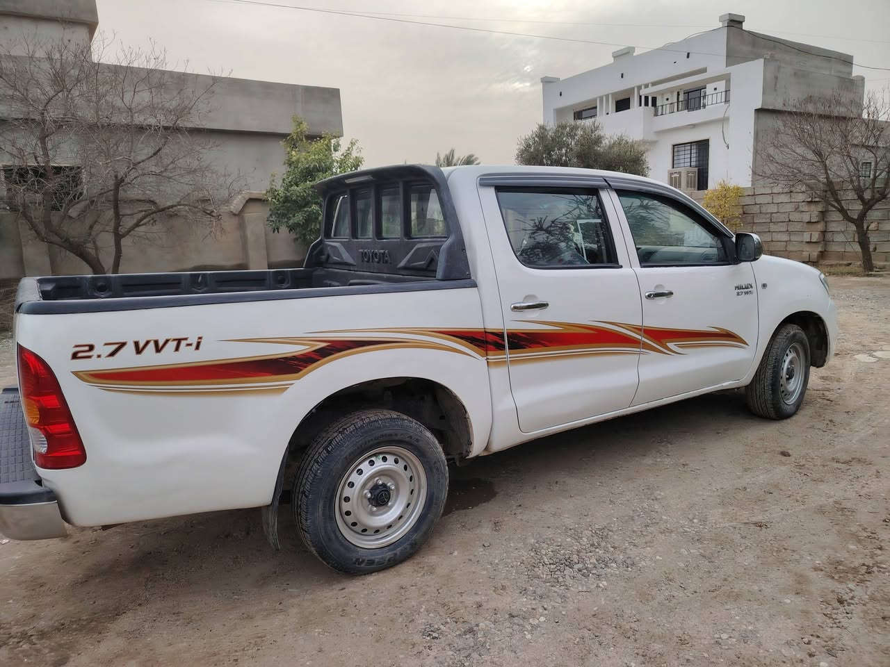 تيوتا موديل 2011
محرك وگير بشرط رقم انگليزي جديد
تحويل مباشر بيها تبديل جاملغ الامامي الايمن
وبارد بسيط بالجاملغ الخلفي سيارة كلها بشرط
السعر المطلوب اتصل ***********
