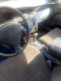 بطه موديل 92 مكفوله من الضربه وصبغ سياره جاهزه حداديه كير محرك كله خير...