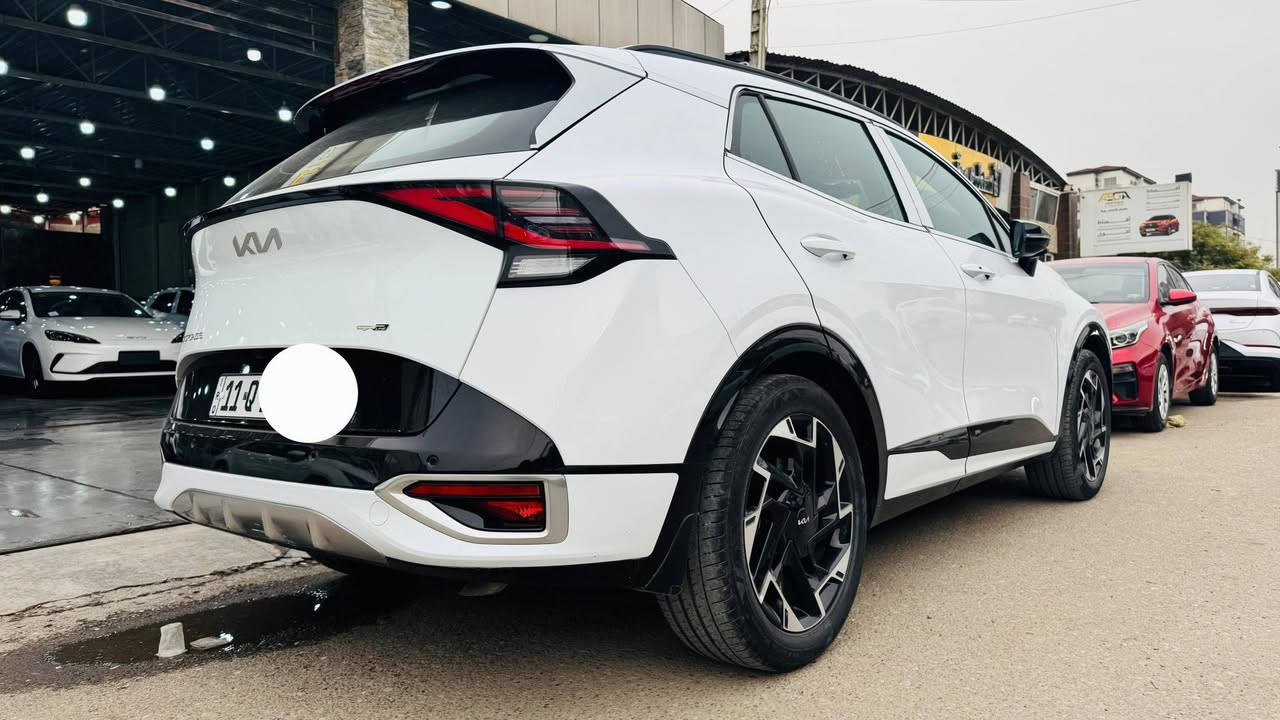 سبورتاج GT LINE 2025
(جيتي لاين) فول 1/1
- وارد خليجي ضمان الدولية 
- بانوراما
- محرك 2.0
- قير أوتو 6 نمر
- 6 ايرباج
- حساسات قدام ورا
- رنقات 19
- تشغيل عن بعد
- الصندوق يفتح كهرباء ذكي
- شاشة بالطبلون
- شاشة تدعم ابل كار بلاي واندرويد اوتو لاسلكي
- كاميرا دوارة
- الكراسي جلد أسود
- تدفئة وتبريد للكراسي الأمامية وتدفئة للمقود
- مثبت سرعة
- أوامر صوتية
- أربع وضعيات قيادة
- فحص أنظمة السيارة
- حساسات ضغط الإطارات
- شفتات بالمقود
- جلنط بصمة
- ABS
- أوتو هولد
- ايزو فيكس
- نظام مانع الانزلاق
- نظام نزول المنحدرات
- إشارة بالمرايا الجانبية
- مخرج طاقة
- حساسات كاملة داير ما داير السيارة
- شاحن لاسلكي للجوال
- السيارة ماشية 19,000 كم
- السعر 252 ورقة

ملاحظة: السيارة فيها طقة بسيطة بالباب الخلفي جهة السايق زي ما هو موضح بالصورة
—————————————————-
المكان بغداد السيدية / تقاطع الدرويش
***********
