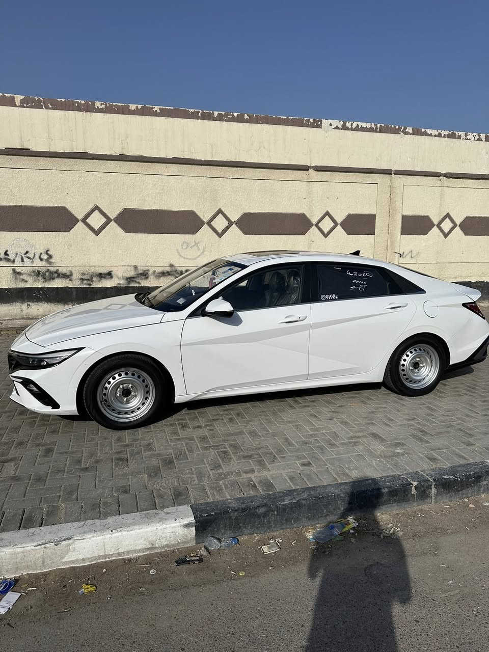 السلام عليكم النترا وارد صيني  السونار بلصور السياره مكينه كير كفاله كلشي كفاله عامه عدا الضربه واضحه بلسونار مكاني القبله للاستفسار *********** السعر 138 وبيه مجال
