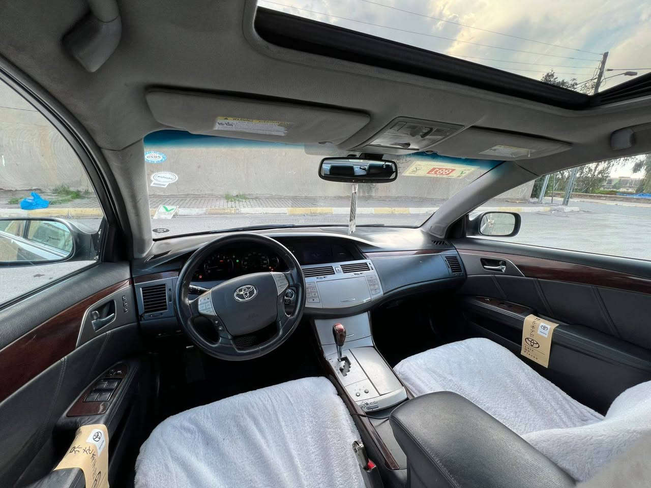 سيارة ئڤلون موديل 2009قبات مواصفات سنوي ورقم وهزة جديد رقم سليمانية. طاخم صدر وطايرات جديد كيرو مكينة شرط سعر109بي مجال عيوان كركوك  
*********** كركوك, العراق
