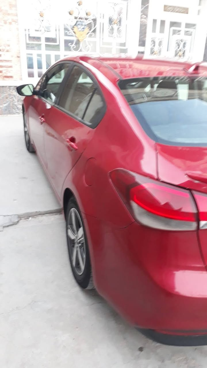 السلام عليكم  كيا فورتي موديل ٢٠١٨ محرك ٢٠٠٠ دوش الحادث خلفي موجود سونار  وبأسمي للأستفسار موجود واتساب ***********
