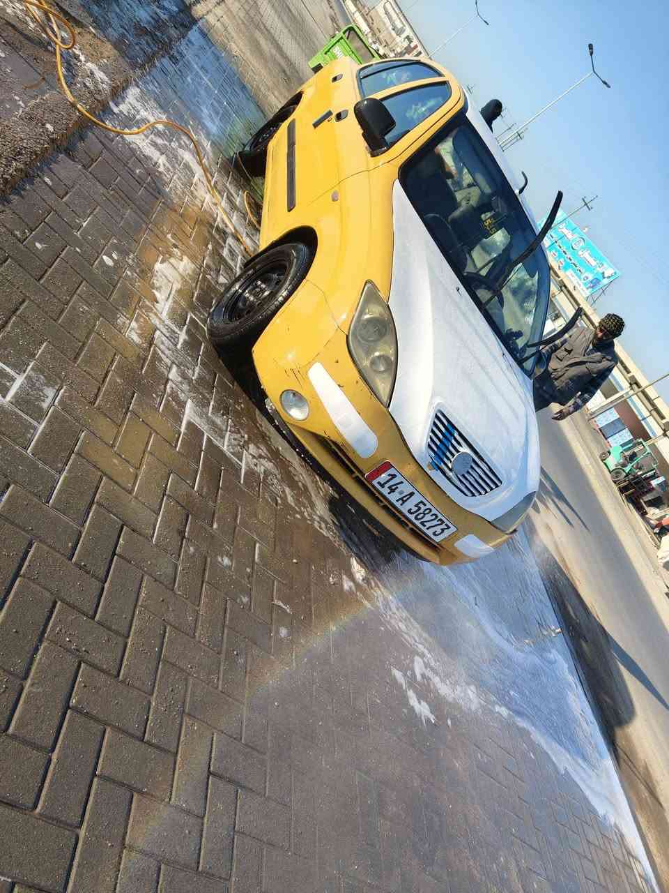 سلام عليكم طيبه 2015
راعيه يريد تحويل تاخذ مني تحول سياره جهازه من كلشي كبل للشغل  مابدل بيها شي ولا صبغ فقط خياس بل حلال ورا كهربايات شغاله حداديه حلوه دواخل حلوه تتفه تبريد بس ليك فقط مكينه بيه تنقيص قليل سحب فول كير تمام ترايك وين ما تريد سعر 27بيها مجال مكاني شط العرب جزيره للستفسار رقم***********
