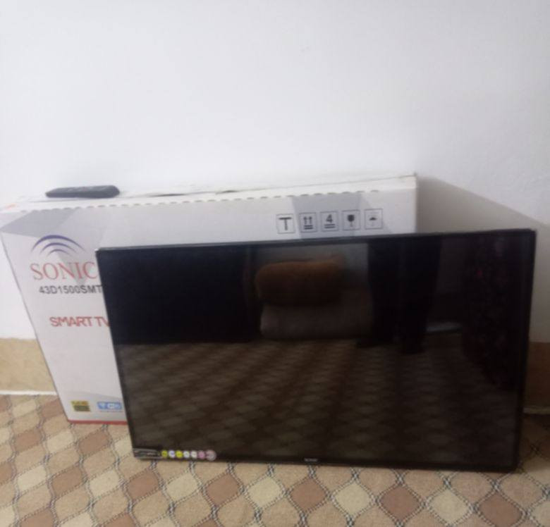 تلفزيون  بدون نت استعمال سنه حجم 43 سعر ١٤٠ هيتر بلكارتون مامستعمل ب٤٥  الف  مكانهن اربيل لتواصل خاص


**إذا كنت صاحب هذا الإعلان وتريد حذفه لأي سبب، رجاءا أرسل رسالة إلى الدعم الفني**