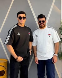 تشيرت المنتخب • رجالي • الملك للأبسة