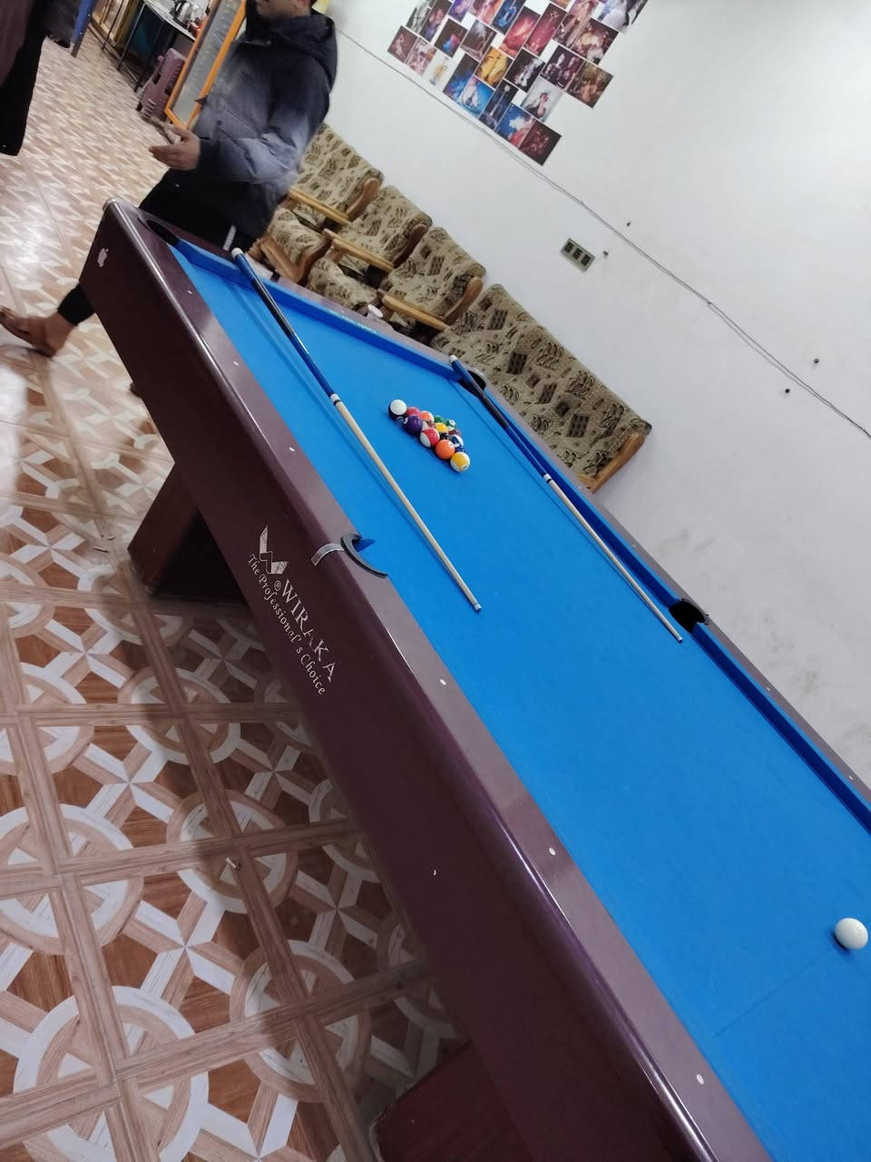 بليارد للبيع جديد مستعمل قليل مكاني ميسان العماره السعر ٧٠٠ ومجال قليل للاستفسار ***********
