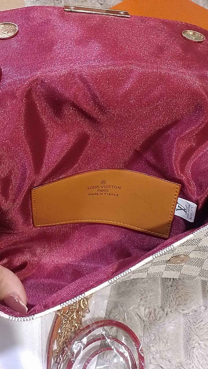 جنطه لويس فيتون السعر 10
يوجد توصيل


**إذا كنت صاحب هذا الإعلان وتريد حذفه لأي سبب، رجاءا أرسل رسالة إلى الدعم الفني**