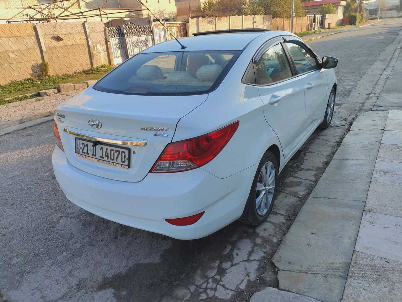 السلام عليكم
اكسنت موديل 2012 سلايد رقم سليمانيه ماشيه 140سياره نظيفة وجاهزه من كير ومحرك مامفتوح وتبريد وصدر كله بشرط تخم تاير جديد بيها ربع دوسه صبغ وحافه الباب الخلفي صبغ فقط وبدون أي تعديل بارد ولاتبديل مكان السياره كركوك للأتصال *********** السعر 110.
