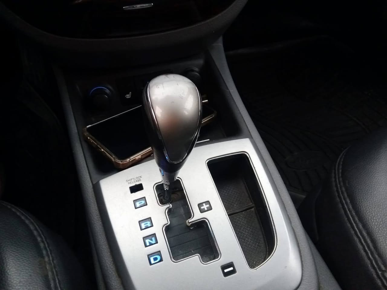 سنتافي 2012 رقم نينوى دولي سياره جديده ماشيه 120 كيلو وارد كوري خليجيه السياره محرك سته سلندر ما مفتوح سياره ومواصفات خليجي تبريد ثلاث قطع سبعه راكب 6 سلندر ميري شفط داخل صاج كشنات كهرب هيتر بالكشن تحكمات ستيرن كروس سرعه سياره جديده بيها بوند رش وبيها داير خلفي بدون دواخل سياره احلى من الصور السعر 140 وبيها مجال قليل شرط التحويل شرط الغرامات سياره جاهزه من كل شيء اتصل 60 130 170 7 7 0


**إذا كنت صاحب هذا الإعلان وتريد حذفه لأي سبب، رجاءا أرسل رسالة إلى الدعم الفني**