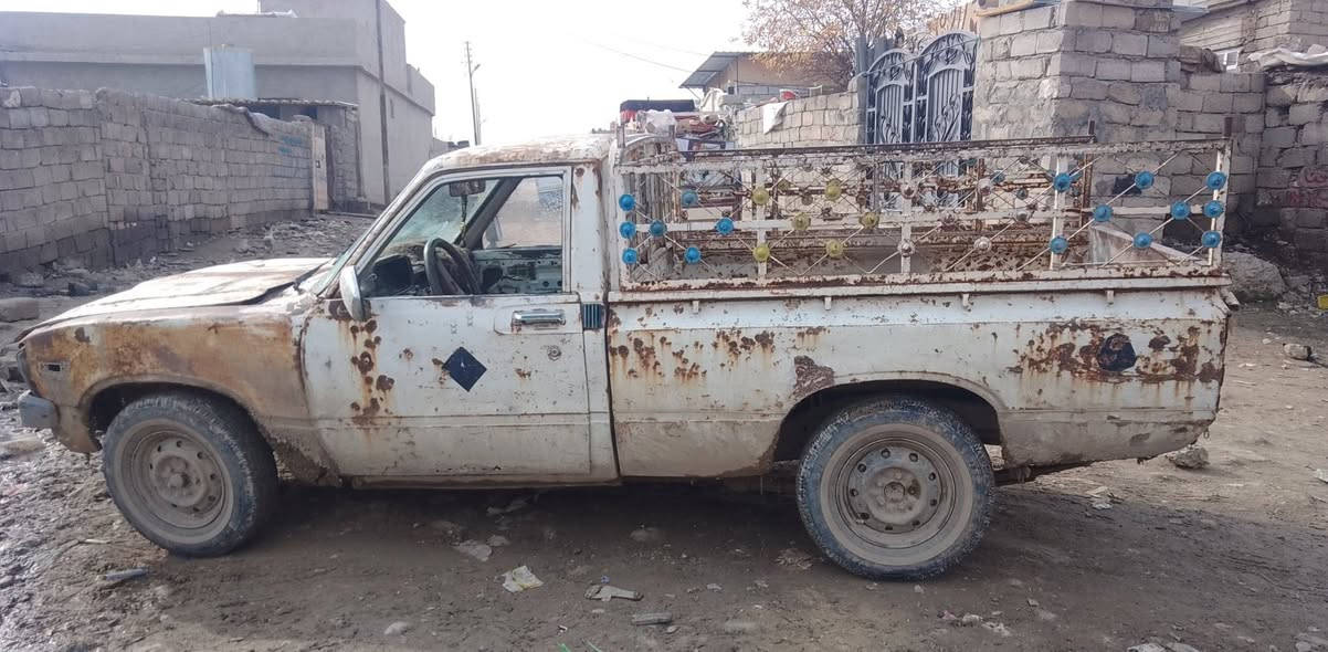 بكم البيع1980 رقم نينوي الماني شرط تحويل  محرك شرط كير و اكسن شرط بي كسر بل شاصي جهت الايسر و الكشر كدام العين  بي كاربون بانزين *********** العنوان الموصل بل الايمن
