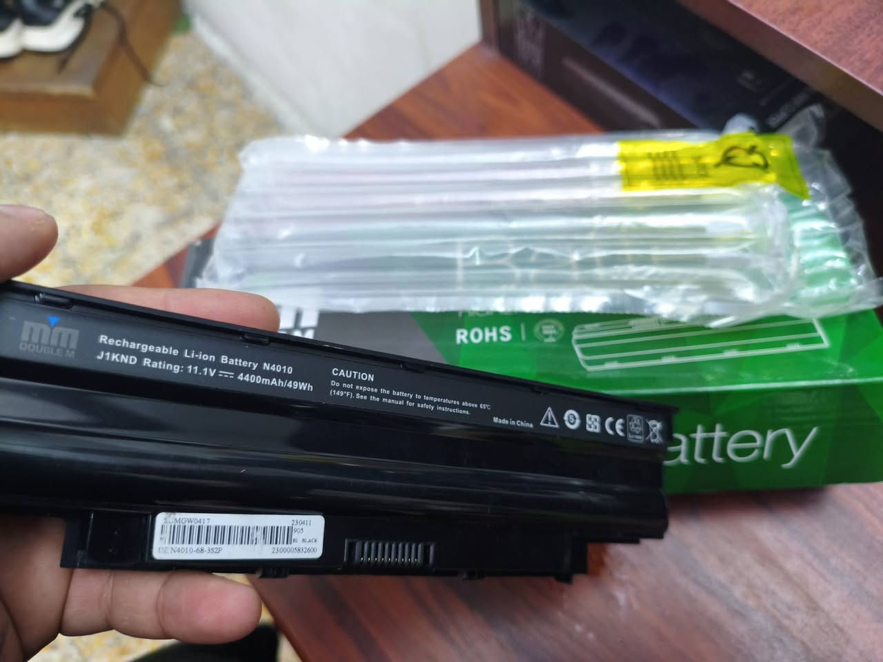 السلام عليكم
بطارية جديدة بعدها بلكارتون تفيد للابتوب ديل dell
اشتريتها ب15 ومفادتني
الي تفيده ب10 وبيها مجال حك الجية
المكان بغداد - حي اور - فلكة صباح الخياط
توصيل ماعندي  اعتذر


**إذا كنت صاحب هذا الإعلان وتريد حذفه لأي سبب، رجاءا أرسل رسالة إلى الدعم الفني**