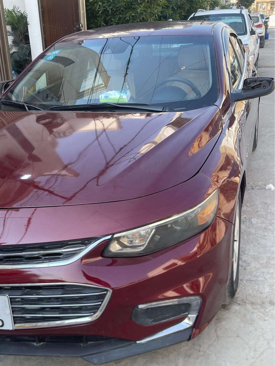 ماليبو ٢٠١٦ حمره 
رقم انكليزي سنويه لغاية ٢٠٣٠بسمي هزه جديده 
محرك ٢٥٠٠ تيربو مكفول 
كير كفاله 
السياره ماشيه ١٥٧ الف 
تشغيل بصمه اربع ابواب بصمه كاميرا خلفيه شاشه تحكم ستيرن ٤ جهات 
تخم تاير جديد باتري جديد 
منضومة تبريد جديده 
راديترات جديده 
سياره ادامه ترتيب البجم كامله عليها 
الرقم *********** 
السعر ٩٥ بغداد, العراق
