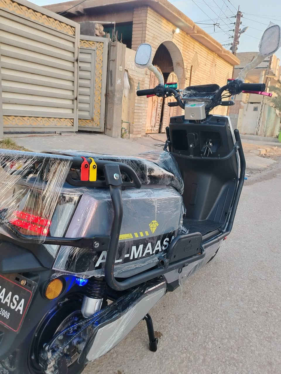 موطور شحن للبيع موديل ٢٥ نوع الماسه بعده جديد مستخدم شهر عدل كامل من كلشي بلادي سويجات عدد ٢ كرتات عدد ٢ بصمات عدد ٢ تشغيل عن بعد نظام بك مدرع بالكامل السعر ٦٠٠ وبي مجال المكان الرمادي ٥ كيلو الاستفسار عن هذا الرقم ***********
