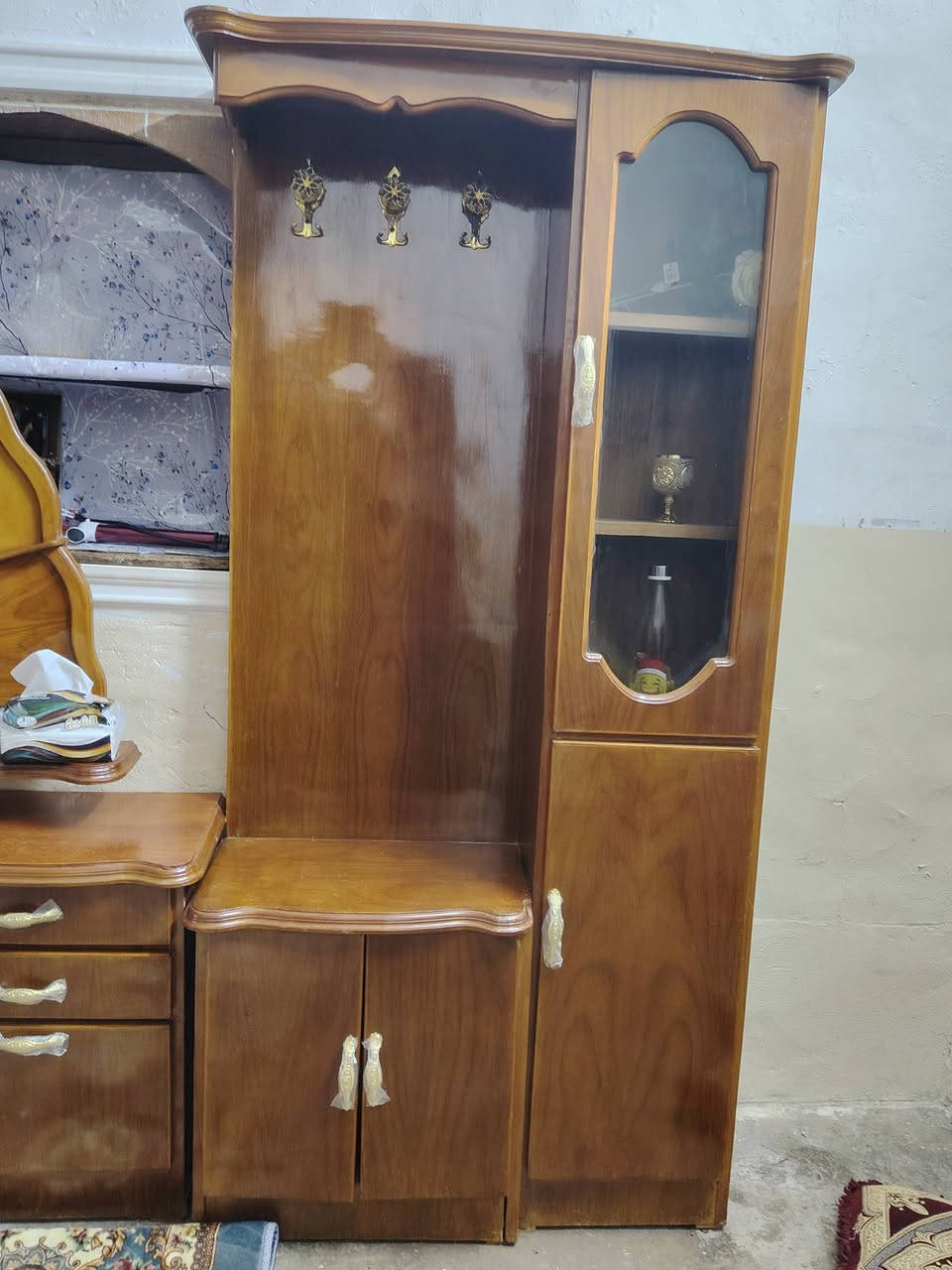 غرفة نوم للبيع اخو جديد مستعملة شهرين سعر 700 وبيه مجال بصيط عنواني نبي يونس رقمي***********
