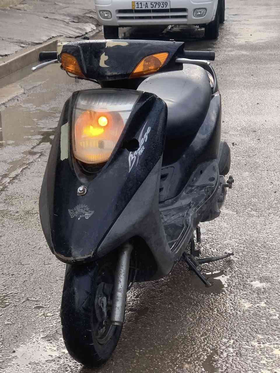 بريز 140
كابريتر الدراجه مختمه ختم واحد وين ميعجبك 
بيها نواقص بسيطه معروضه ب550وبيها مجال بسيط 
*********** واتس فقط مو شراي لتراسل
