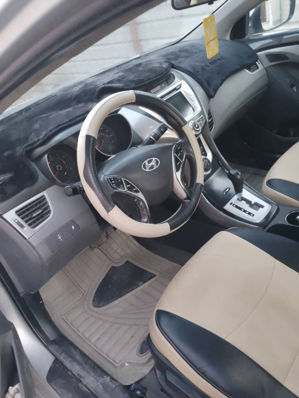 النترا للبيع موديل 2011سعر 90 وبيها مجال قليل.
كلشي موضح بالسونار للاستفسار الاتصال على 
***********
