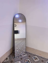 مراية كبيرة