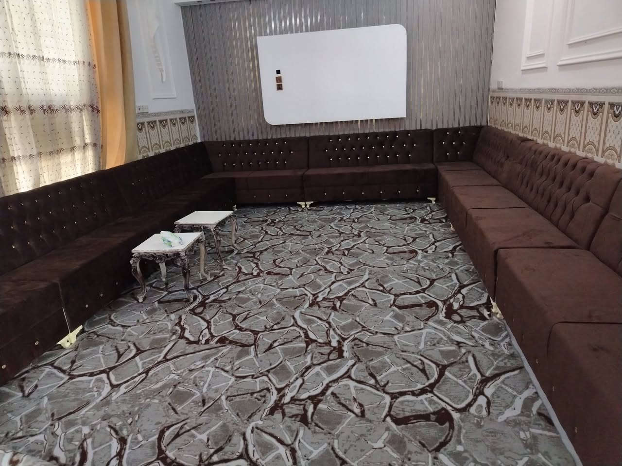 سلام عليكم معمل سامر العزاوي لتخم ديوان ونواع لموديلات شغل تزكام بلوك سود خشب روسي سفنج ميز قماش ختيار زبون ضمان 5سنوات لعنوان سدت لهنديه *********** يوجد نضام قصط حسب لتفاق ول
