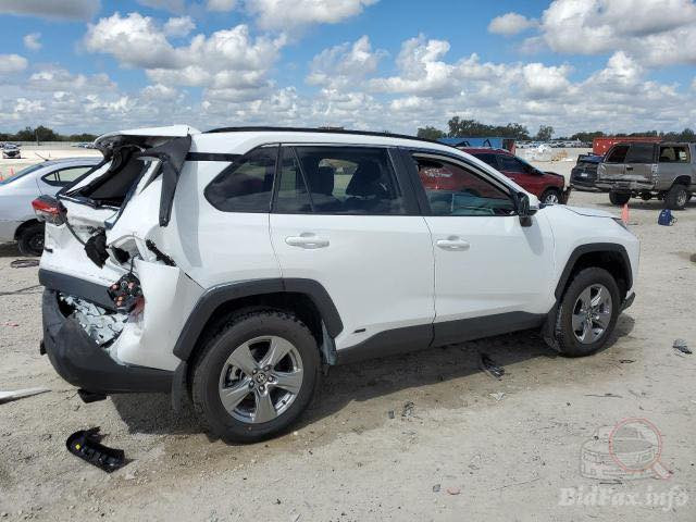 السلام عليكم راف فورموديل ٢٤ فئه xle وارد امريكي ماشيه ٢٢ الف كيلو مترسياره نظيفه كشن كهربائي حادث كما موضح بصور تبديل قبق جنطه بلادي مع صبغ جاملق يمين السعر المطلوب ٢٤٠ورقه للمزيد الاتصال على رقم ***********
