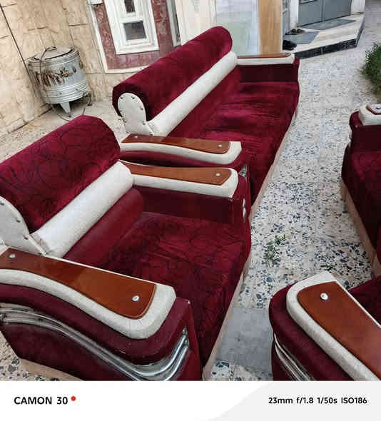 قنفات للبيع جديد مستعمل قليل مشتري الطخم بمليون ونص ٣ كرسي ابو النفر وحده ام ٣ نفرات السعر ٣٢٥
البصره شط العرب  ***********
