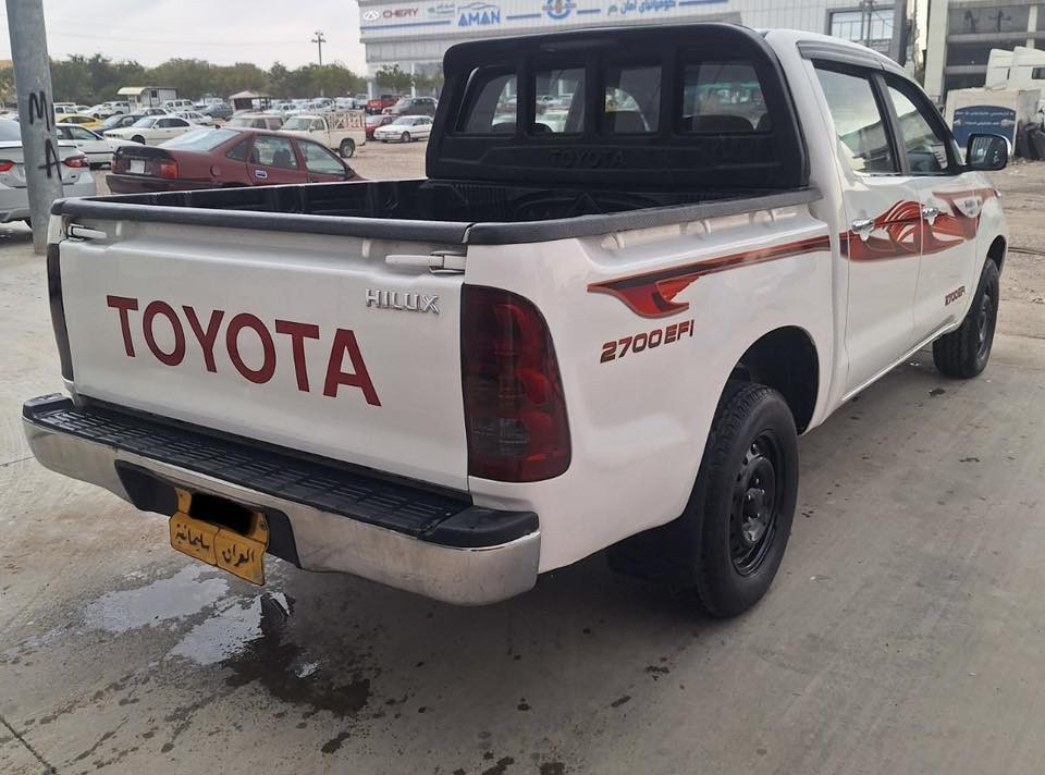 للبيع تويوتا هايلوكس موديل 2006صعودي شاصي 19رةقمة سليمانية بسمي بشرط طحويل كفالة عام سعرة 128$مكان كلار ***********
