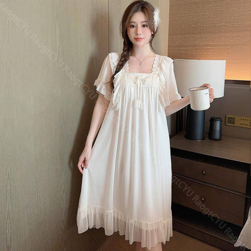 #كوزمتك_سُـSHـكر___🫧🦩🍓ᥫ᭡
❥حَتى تفاصيلها الصغيرة زاهية بشكل مُلفت❥ ♥️🪽🦌
#شلحة_عرائسي_ بتفاصيل نازكة ولطيفة بدزاين كوري كول ميدي 90 متوفرة بـ 3 ألوان ❤🤍🖤╰┈➤ بكوالتي عالي 💯
الخامة♣ شيفون تور سووفت+بطانة فانيلة 
قياس⭕XL ,2XL, 3XL علماً القالب كبير وراهي🫠 🫰
للحجز والاستفسار التواصل معنا ✅
متوفر خدمة توصيل للجميع المحافظات 🚕🌍🚚


**إذا كنت صاحب هذا الإعلان وتريد حذفه لأي سبب، رجاءا أرسل رسالة إلى الدعم الفني**