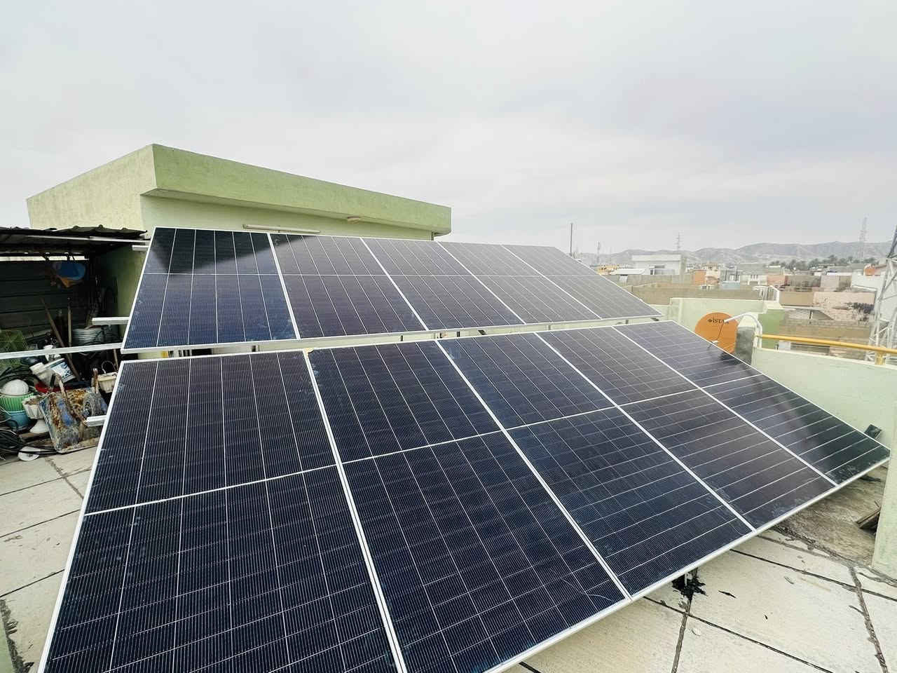 مكتب طوز  بعون الله تعالى تم نصب منظومة بقدرة6kwوتم استغناء كامل عن خط المولد المزعجةلتجهيز المنزل المكون من طابقين 
عنوان شارع العام مقابل المحكمة                                                              للإستفسار ***********
