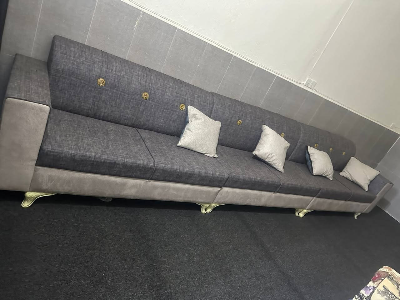 ٣٠٠
عشر مقاعد مكان شعب


**إذا كنت صاحب هذا الإعلان وتريد حذفه لأي سبب، رجاءا أرسل رسالة إلى الدعم الفني**