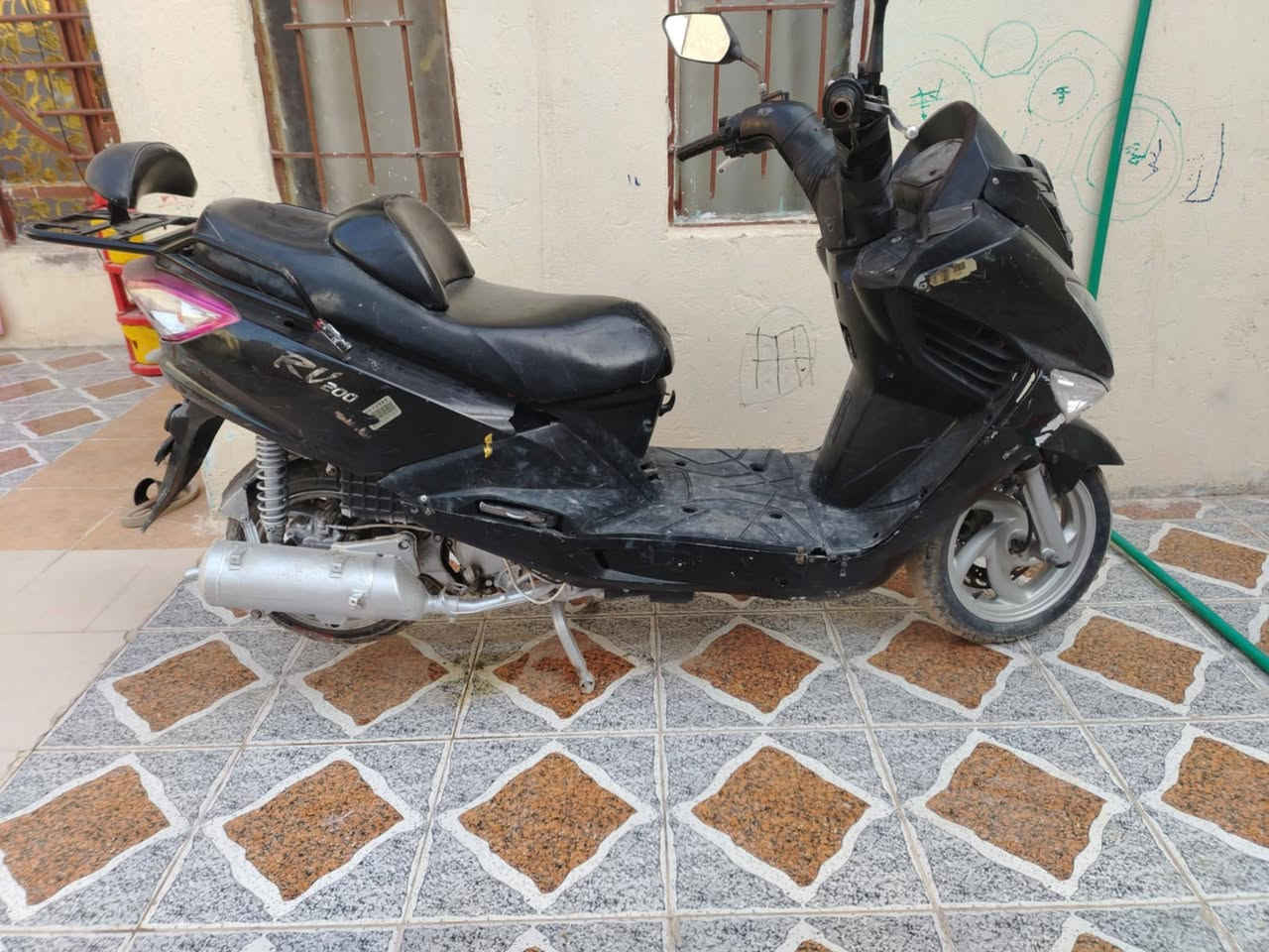 السلام عليكم دراجه سيام ياباني محور كابريتر محرك ما مفتوح + راديتر كلشي شغال بيها نقص اشاره امامي فقط  بيها سعره 500 وبيها مجال متواجد علئ فيس 
مكاني النجف الاشرف /قضاء المناذره /حي العسكري


**إذا كنت صاحب هذا الإعلان وتريد حذفه لأي سبب، رجاءا أرسل رسالة إلى الدعم الفني**