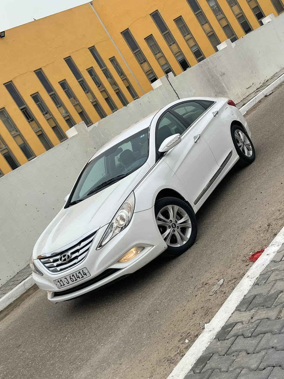 سوناتة خليجي موديل 2011 الشركة الدولية للسيارات رقم بغداد دولي جديد سنوية جديدة بسمي هزة جديدة 

سيارة كلش نضيفة بيهة هاي الطخة خشم الجاملغ وخشم البنيد ماشر عليهة بالصور بدون دواخل مصلحة فقط

السعر 118  بيهة مجال ***********

محرك وكير بلاديات ممفتوحات ع وضع الشركة 
حجم المحرك ٢٤٠٠ دوش ٤ سلندر 
كير اوتماتيك 
تبريد قطعتين ثلج 
صدر جديد تخم تاير جديد 

شفتات بلستيرن مري شفط اشاير بلمري
