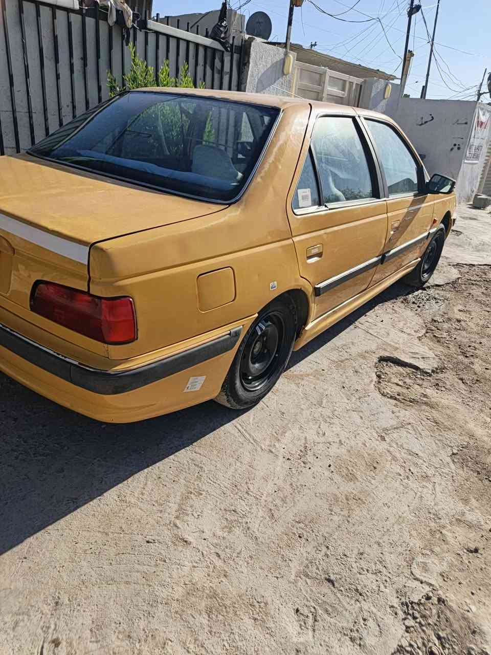 سياره بيجو بارس للبيع مكفوله تبريد جير مكينه خير من الله***********

