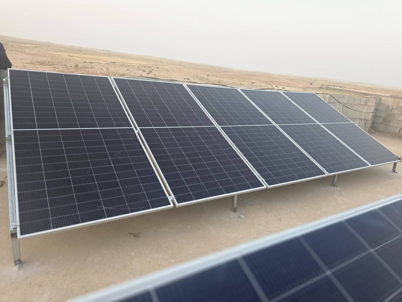 اليوم الثلاثاء الموافق 12/05/2026
تم بعون الله إكمال نصب  وتشغيل منظومة للطاقة الشمسية في #قضاء #مندلي #الندا 
_ تجهز 20 أمبير نهارا  16 أمبير ليلا وتتكون المنظومة من:-
1-ألواح شمسية عدد 10 قدرة اللوح الواحد 640 واط
2- بطارية نوع ليثيوم قدرتها 16  كيلو واط
3- أنفيرتر  قدرته 6 كيلو واط
4- بورد خاص بالمنظومة متكامل الحماية
5- هيكل حديد مغلون مقاوم للصدا

#ملاحظه: لانعمل ببطاريات التجميع الرديئة

بإدارة عمر ياسين 
وحسن سالم
للأستفسار أكثر الأتصال او مراسلة الأرقام  التالية. ‏
***********
***********
