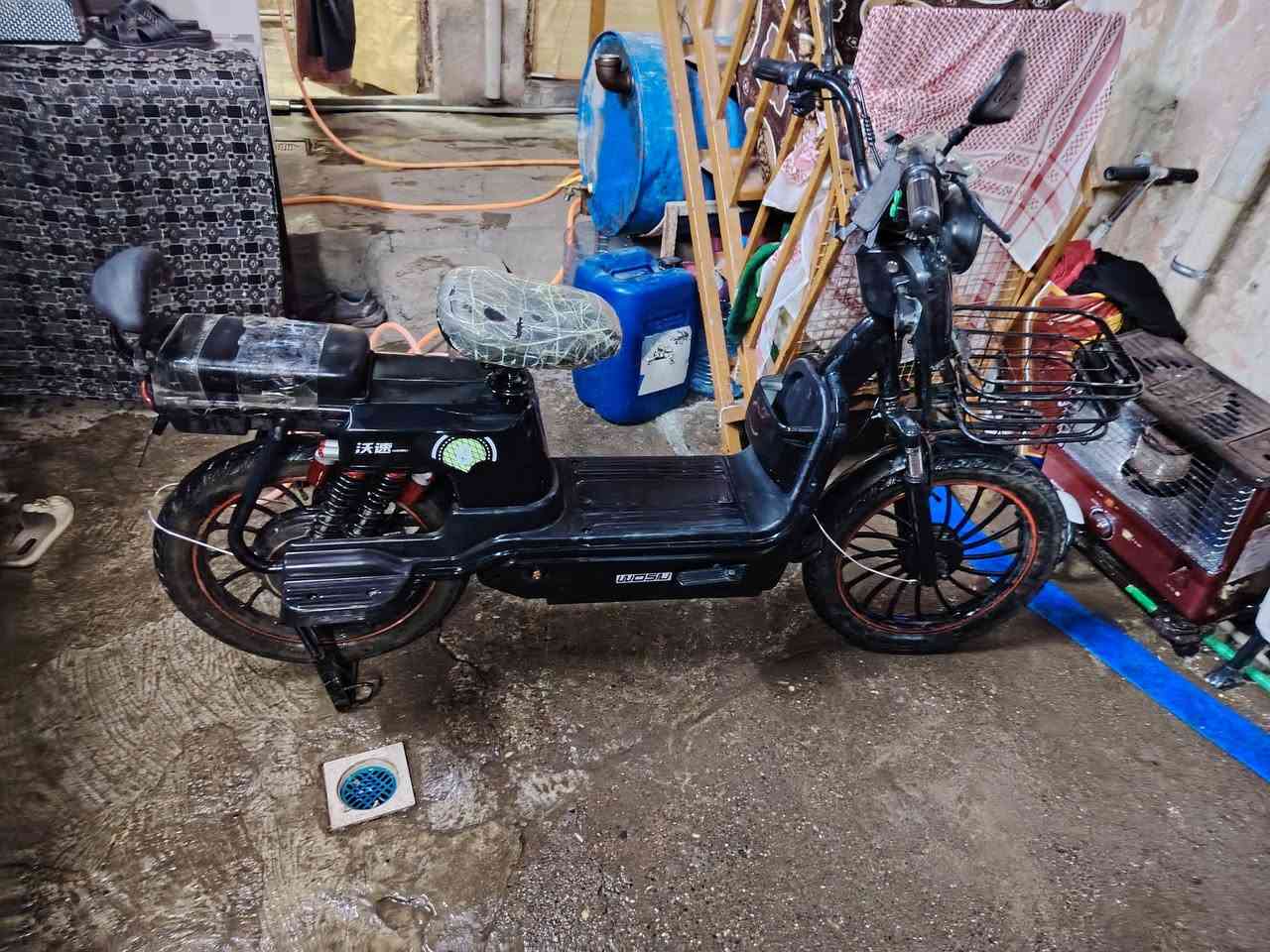 السلام عليكم عندي ماطور للبيع حجم 20  بي اربع نمر  الشاصي مال ماطور مكسور وا ملحوم  سعر 275 بي مجال


**إذا كنت صاحب هذا الإعلان وتريد حذفه لأي سبب، رجاءا أرسل رسالة إلى الدعم الفني**