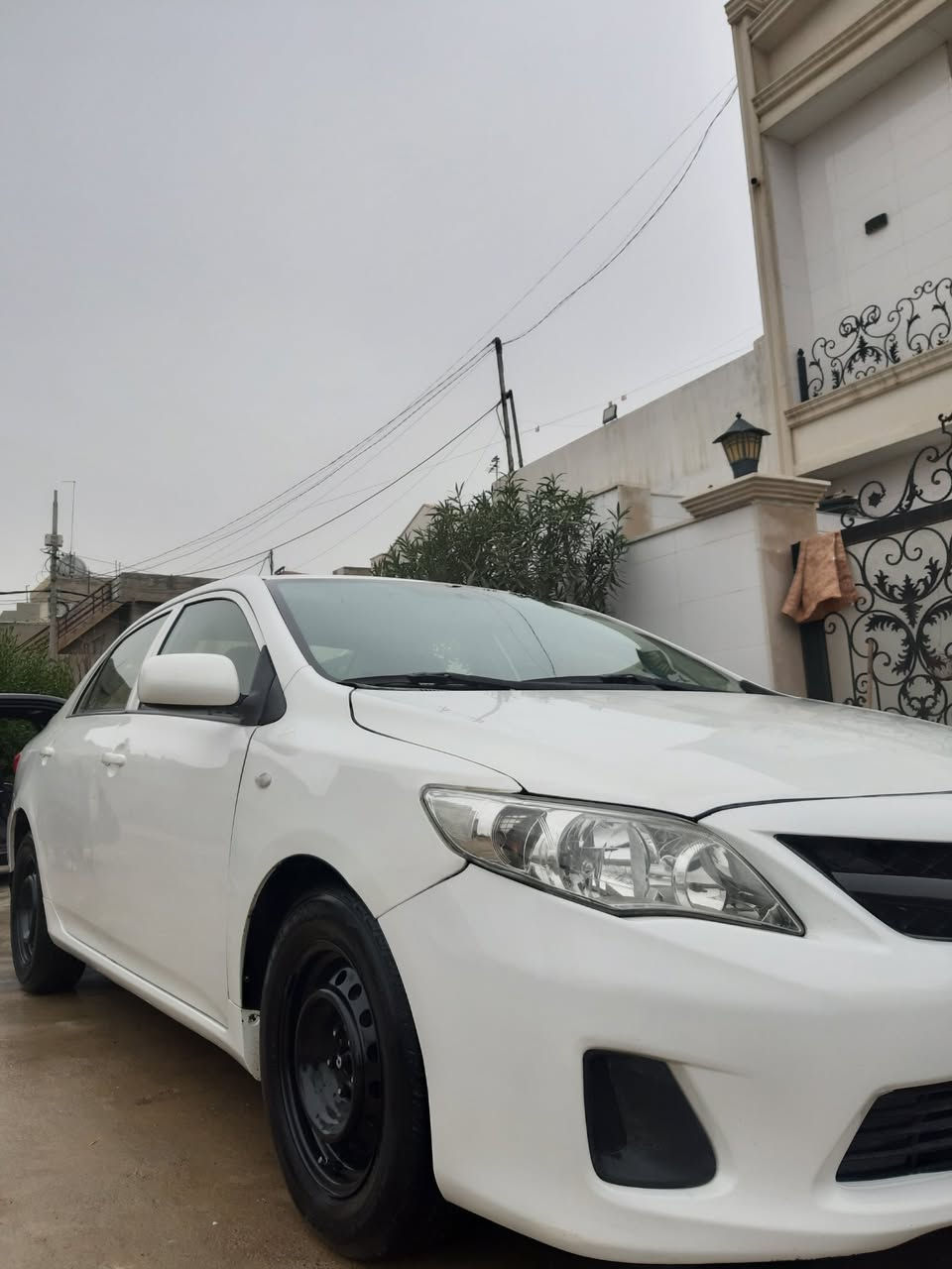 تۆیۆتا کرۆلا مۆدیل 2013 مواسفات خەلیچی مەکینە بجوک گیر و مەکینە بەشەرت بۆنیت و چاملغی لەی سەکنی بۆیاخە لەی سەکن ناوی گرتوە ئیرباگی تەقیە رەقم و سەنەوی نویە تا 2030 تازە فەحس و هەزەی بۆ کراوە تەحویل و وەکالە بە شەرت چوار تایەو ویلی تازەی لە ژیرە  سعری 113 وەرقە تۆزیک مجال رەقم تلفون *********** أربيل, العراق
