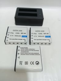 بطاريات NP-40 • ٣ بطاريات • شاحن