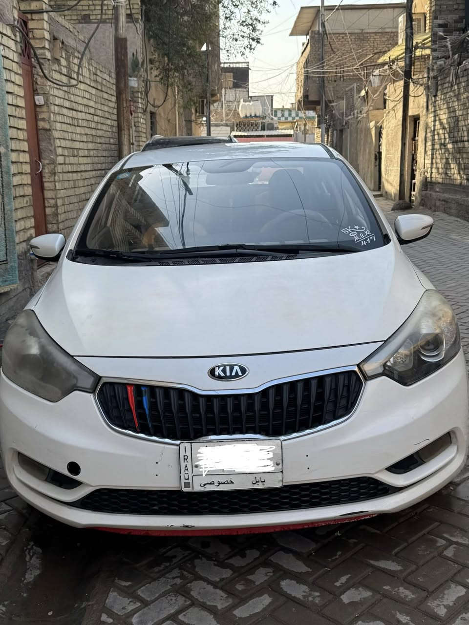 سيراتو خليجي 2015 رقم بابل مشروع وطني سنوية بأسمي
السيارة مكفولة من اي ضربة بالدواخل بيها عكس جهة السايق باب وجاملغ خلفي صبغ وباب السايق صبغ فقط وباب الخلف السايق بارد وصبغ گير ومحرك وكهربائيات خير من الله تبريد منظومة جديدة ثلج صدر امامي وصدر خلفي جديدات تخم تاير جديد 
السعر 95 قابل للتفاوض وحق الجية
الرقم ***********
