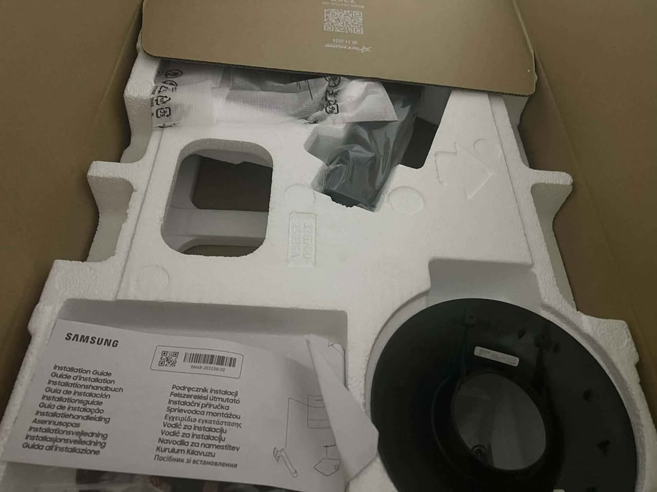 السلام عليكم شاشة للبيع السعر 575 بعدها بضمانها
Samsung Odyssey G7 Smart – 32” 4K 144Hz
32 إنش – 4K UHD
Fast IPS
144Hz / 1ms
FreeSync Premium + G-Sync
HDR400 + HDR10+
Smart TV (Tizen) + سماعات
ستاند متحرك 
المنافذ: HDMI 2.1 / DisplayPort 1.4 بغداد, العراق


**إذا كنت صاحب هذا الإعلان وتريد حذفه لأي سبب، رجاءا أرسل رسالة إلى الدعم الفني**