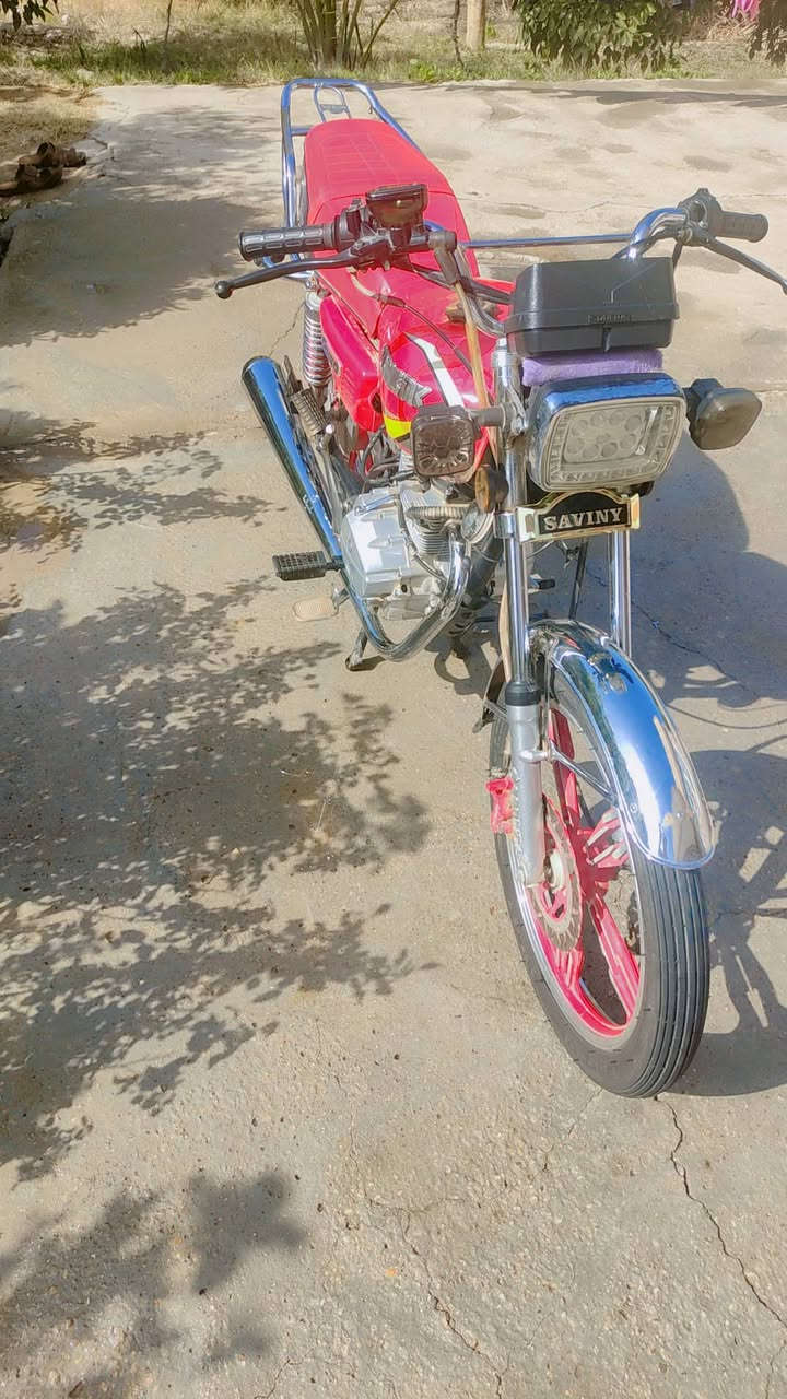 ,
سيفان للبيع 23 اوراق السعر 550 وبيه مجال ***********
