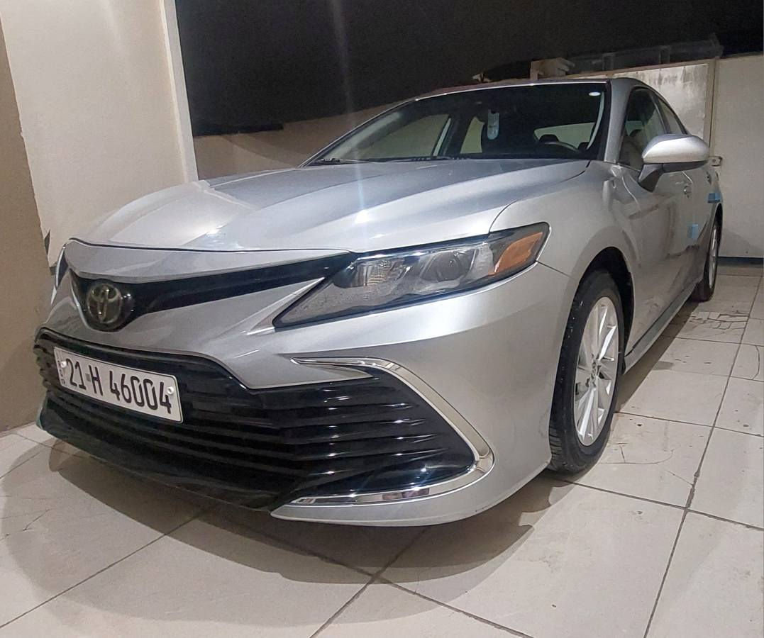 كامري بيها جاملغ وبونيد صبغ موديل ٢٠٢٤ ماشية ٢٣ الف كيلو السعر ٢١الف دولار مكان الفلوجة هزة ورقم  جديد *********** الفلوجة, الأنبار
