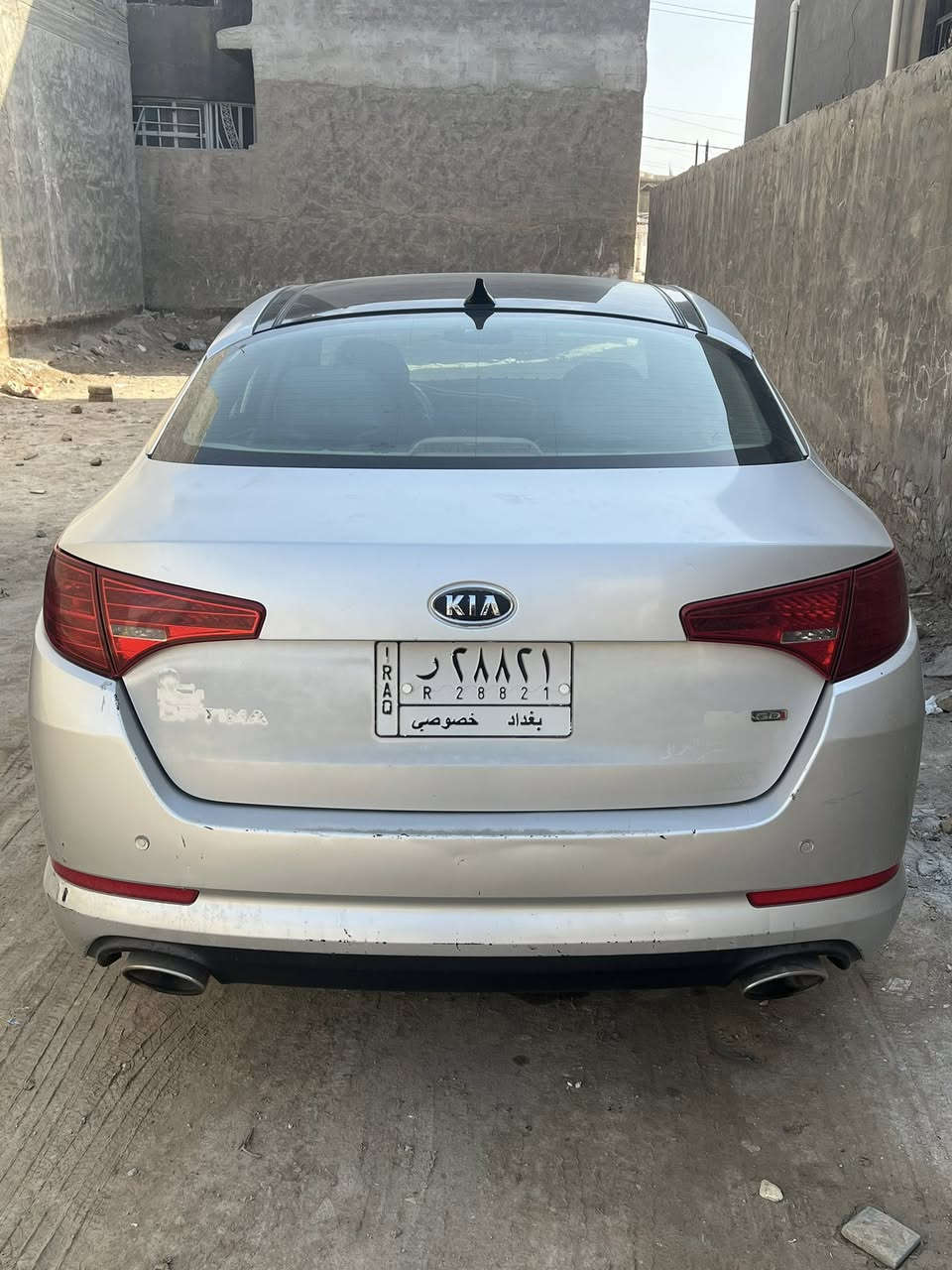 اوبتما موديل ٢٠١١ رقم بغداد بأسمي لون سلفر وارد امريكي فول مواصفات للأخير مكفوله كفاله عامه شرط الفحص السياره جديده حيل وبلعافيه ع أصير من نصيبه ايدية كله جديد 
حادثها فقط الدعامية الامامية طخه مو حادث مثل ما موضح بالسونار 
سيارة مرتبة ونظيفه ماتذب عليها برغي مكاني بابل القاسم 

***********
السعر 110 وبيها مجال حك جيه
