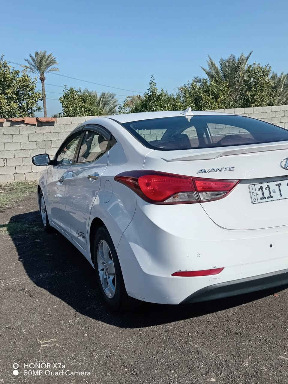 سلام عليكم للبيع افانتي 2016
سياره مَكفوله من ضربه وصبغ رقم بغداد كير محرك صدر خير من الله محرك 1600لاصرف ولا بخار
مواصفات
شاشه كامره تحكم جهتين تبريد مقاعد نضام ايكو
تبريد نقص غاز فقط دوشمه جديده مكاني بغداد ابو غريب*********** سونار موجود بل صور ويه
 المنشور
