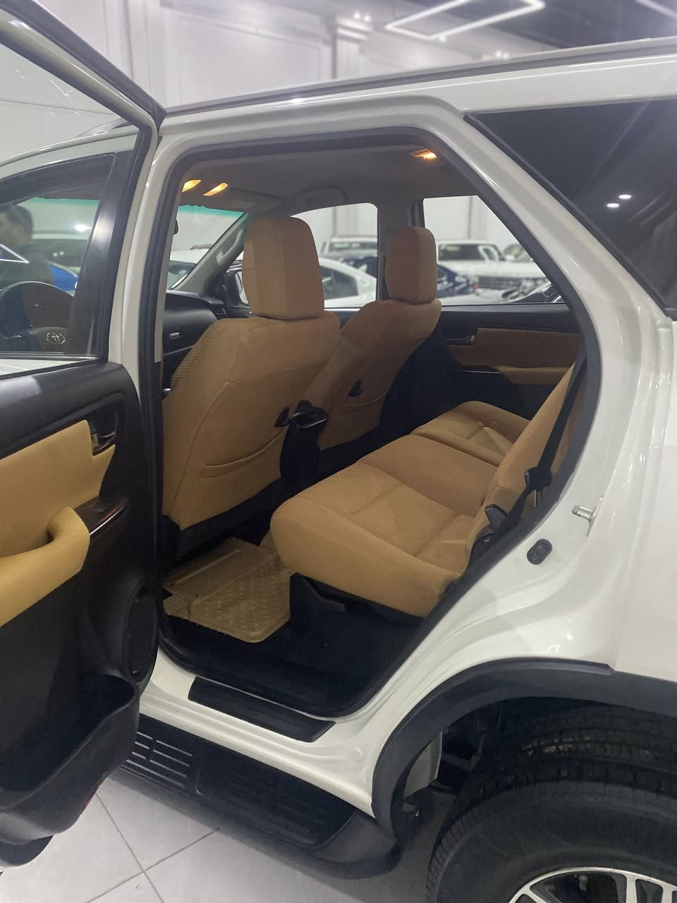 موديل.  ٢٠٢٠ خلجي. شريكه. جيهان.  بدون. صبغ.   ماشي. ٥٩.  كيلو.     وسئاپ. ڤايبر. ***********
