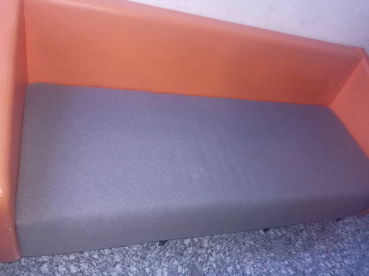 تخم للبيع ٥ مقاعد سعر  250 وبي مجال


**إذا كنت صاحب هذا الإعلان وتريد حذفه لأي سبب، رجاءا أرسل رسالة إلى الدعم الفني**