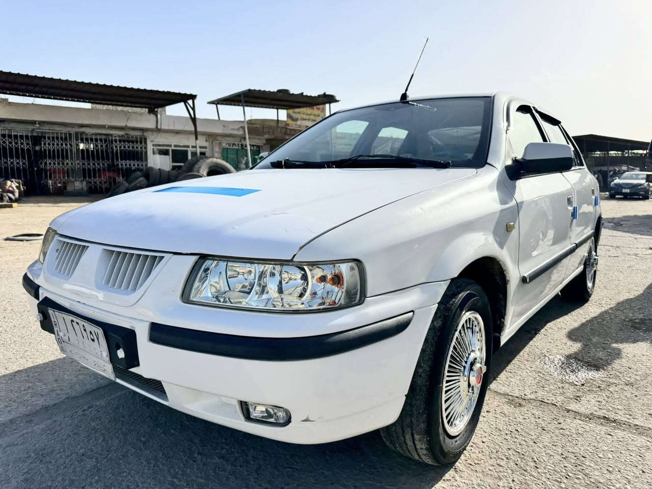 سمند ناطق 2011 للبيع بيها جاملغ خلف الصدر سياره جاااااهزه حداديه امامي خلفي جديده كير مكينه كفاله لاتبخير لاتنقيص لا نظح لا نفخ كهربائياتها كلها شغاله داخلها جديد كشرها خير من الله ترايك للمالك تكعد وتتفق وياه ع المداور باسرع وقت سعرها 38 ورقه وبيها مجال قليل مكان السياره بابل مركز الحله 
 للاستفسار اتصال و واتساب على 
*********** 
***********
