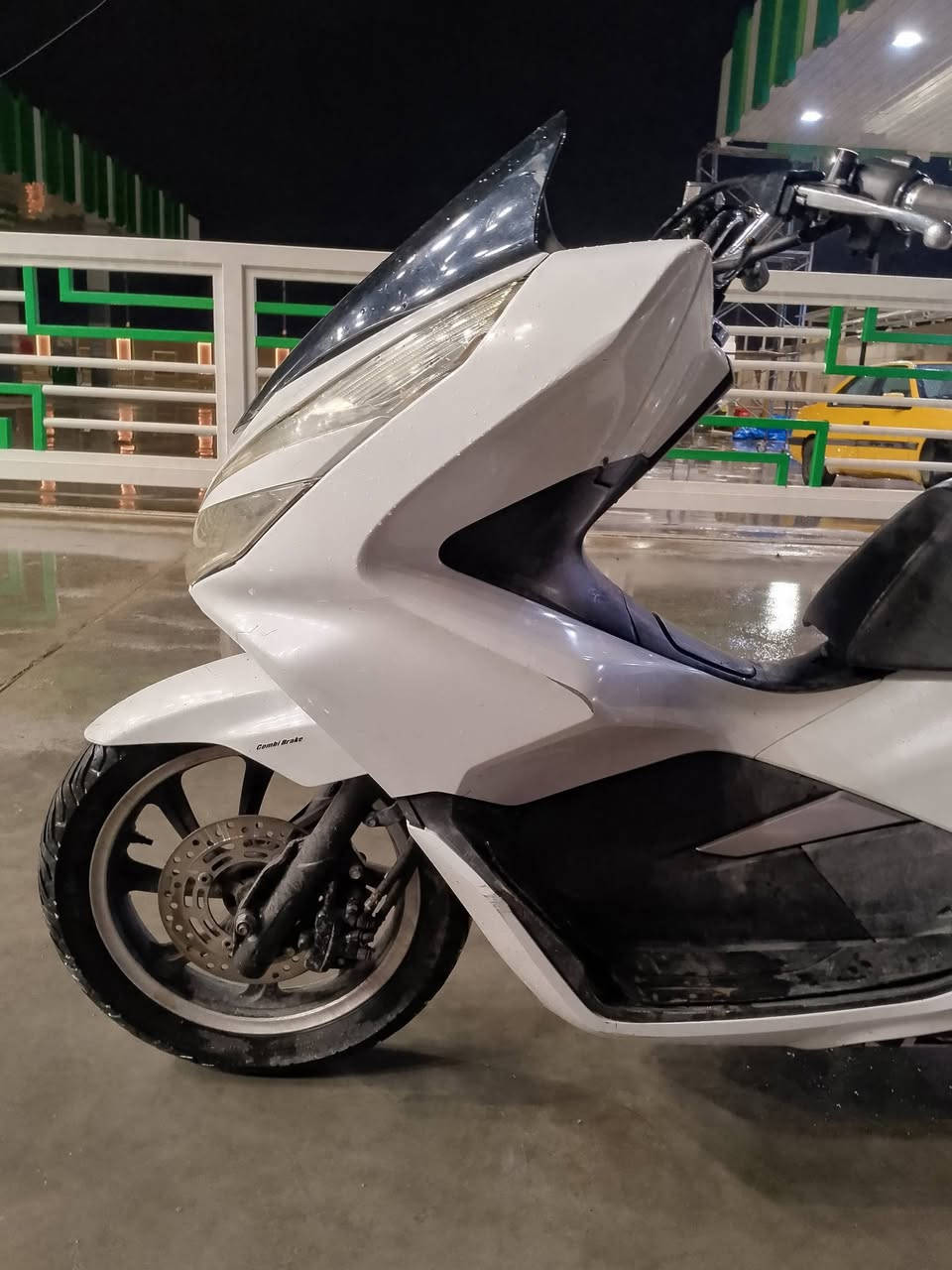 السلام علیکم جیل ثالث مکفوله من الطول للطول مکینه مکفوله برغی واحد ما مفتوح بیهه السعر 12 رقمی ***********
