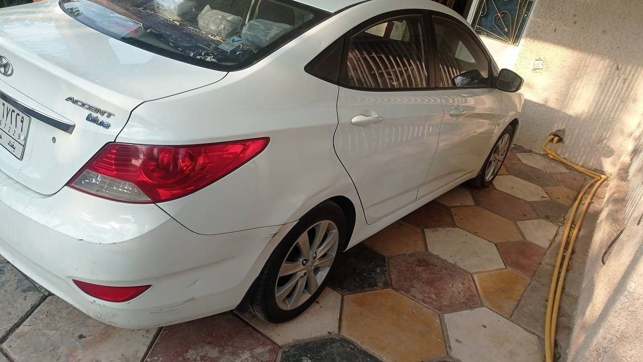 السلام عليكم للبيع اكسنت موديل 2011 ماشيه 62 رقم بغداد انكليزي بسمي مكفوله من كلشي ***********من رخصت الدمن
