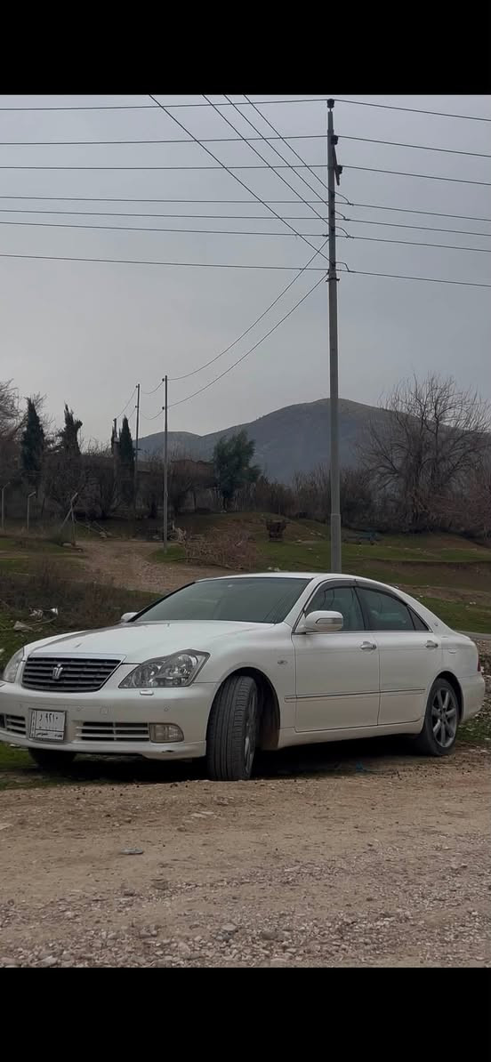 بە ناوی خودای گەورە و میهرەبان

توێتا کراون شاهینە بەس موس 2007 بەصمە ڕەساسی
بەس شوێن موسەکانی بۆیاخە کۆدیشی بۆ کراوە بە ناوی خۆمانەوەیە
مواسەفات: 
٥ بەصمە
سێ پەردەی بیلاد
سەلاجە
تەبرید مەرکەزی 
ڕادار
سێ دوگمە
زۆر شتی تر….
سەیارەکە ناو ڕەساسیە 
 یەک ٢٥٠ مەسرەفی تیا نیە بەشەرتی دار و بەرد دوو ساڵە لای خۆمانە
چوار تایەی تازەی بۆ گۆڕاوە ڕۆن گێڕ و مەکینەی تازە گۆڕاوە
سەیارەکە سەیارەی ماڵە سەیارەی مەعرەز نیە
سعری73$ قفڵ قفڵ قفڵ 
ڕەحمەتت لێبێت موشتەری نیت ماڵەکە سوک مەکە موشتەریت لە خزمەتام. 
ژم: ***********
شوێن کەلار

